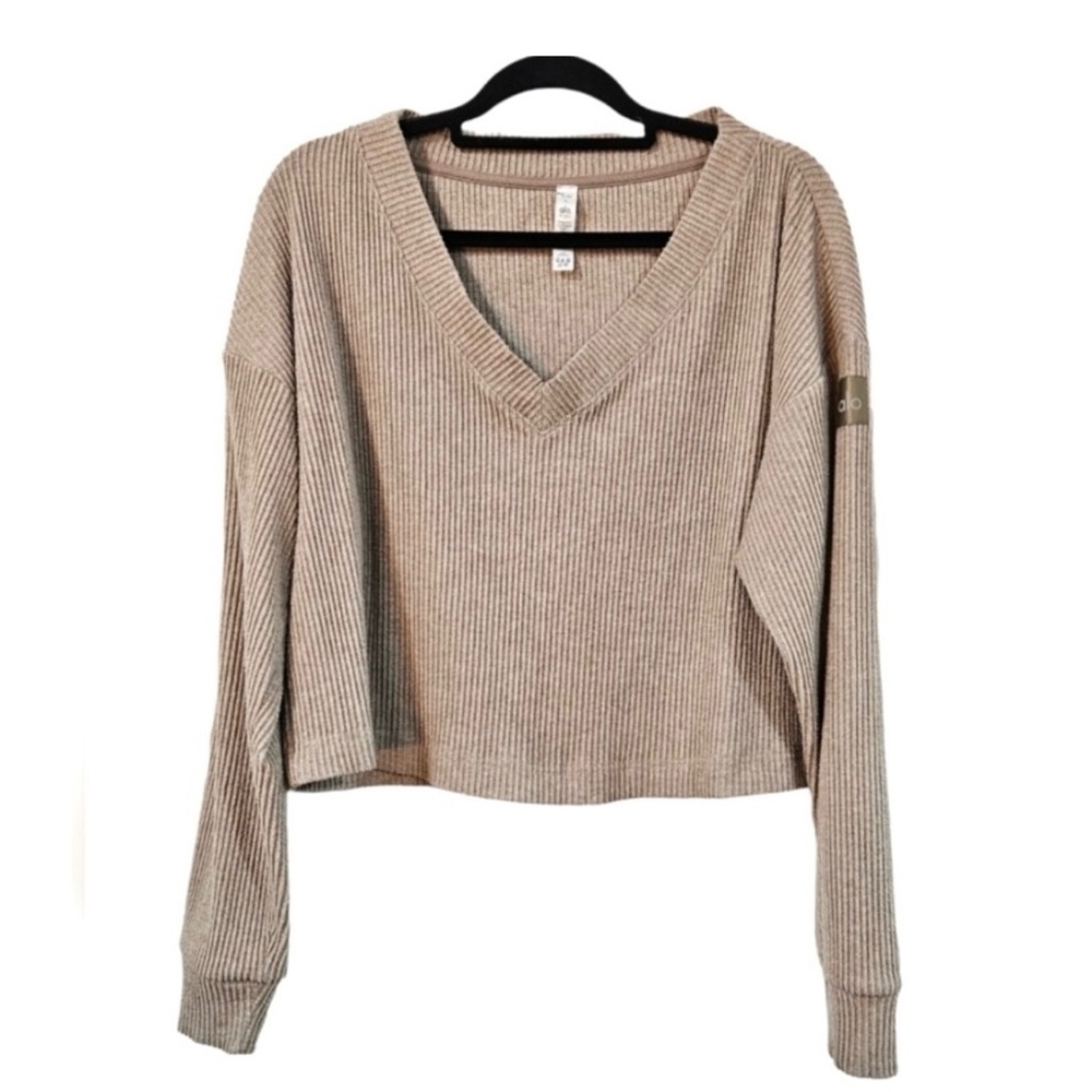 Women's Alo Yoga Muse V-Neck Pullover Tan, Cropped, Ribbed, Size S